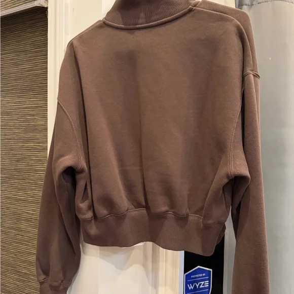 Nike Brown Half-Zip Sweatshirt - Picture 2 of 4